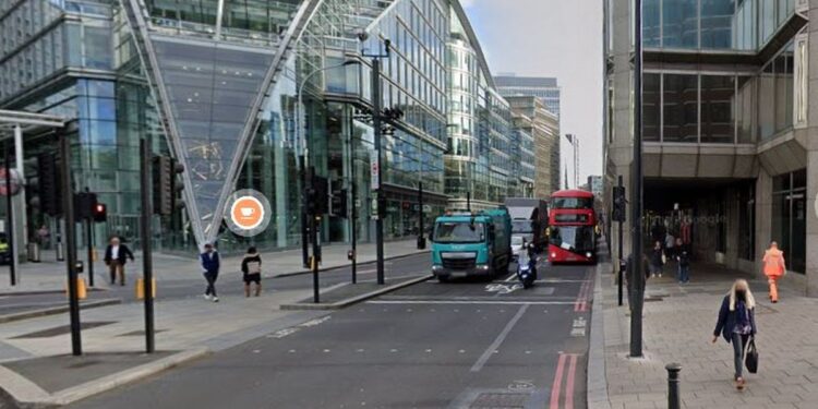 Westminster stabbing live: Updates after man stabbed in street fight near London Underground station Westminster stabbing live: Updates after man stabbed in street fight near London Underground station