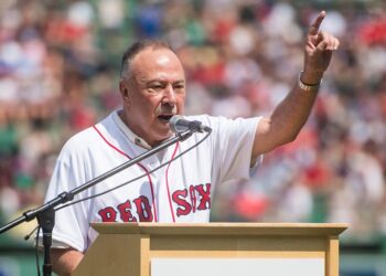 Jerry Remy, Boston Red Sox broadcaster, dies after long battle with lung cancer