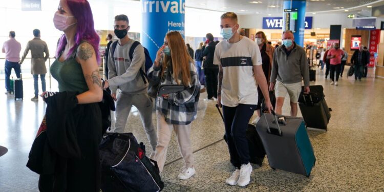 UK travel red list ‘set to be reduced to zero’ in holidays boost