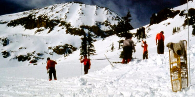 Remains in Colorado Are Believed to Be West German Hiker Missing Since 1983 Remains in Colorado Are Believed to Be West German Hiker Missing Since 1983