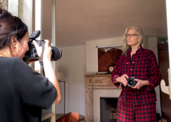 How to Photograph Annie Leibovitz