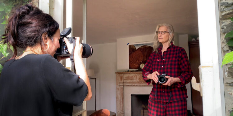 How to Photograph Annie Leibovitz