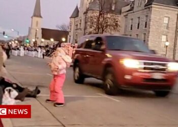 Wisconsin: Five dead after car ploughs into Waukesha Christmas parade