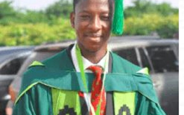 Meet Adam Mohammed; UDS’ overall best student for 2021 with a GPA of 4.90 Meet Adam Mohammed; UDS’ overall best student for 2021 with a GPA of 4.90