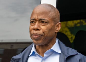 NYC Mayor-elect Eric Adams traveling to Ghana amid COVID variant omicron