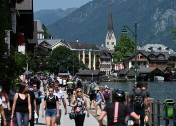 Latest news updates: Upper Austria announces lockdown for unvaccinated – Financial Times