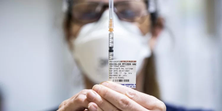 Coatsworth: No rush in vaccinating kids