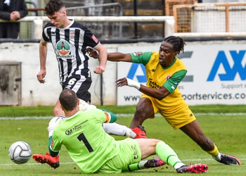 Wings disappoint in 2-1 loss to Bath City – South London News