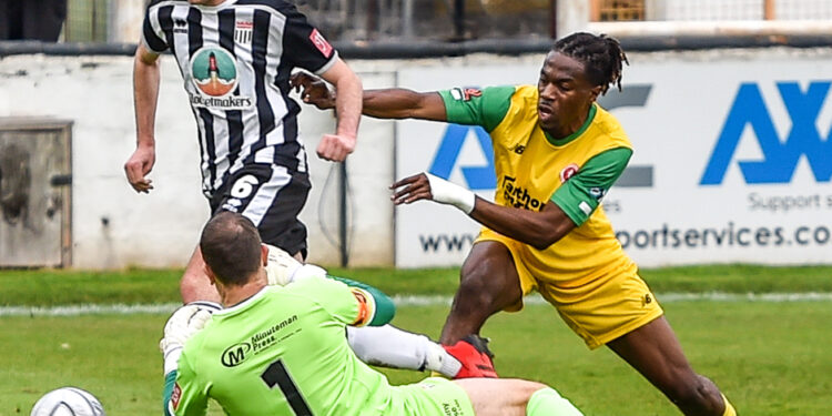 Wings disappoint in 2-1 loss to Bath City – South London News Wings disappoint in 2-1 loss to Bath City – South London News
