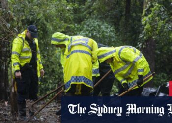 Man arrested over Russell Hill and Carol Clay disappearance, William Tyrrell search continues, Victoria COVID cases grow, NSW COVID cases grow, Victoria vaccination rate nears 90 per cent, Scott Morrison rejects Senate bid for COVID-19 decision control