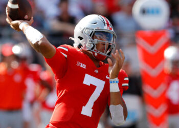 Ohio State vs. Michigan odds, line: 2021 college football picks, Week 13 predictions, bets from proven model