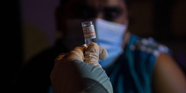 Indigenous populations hit hard by Covid-19 as Northern Territory locks down Indigenous populations hit hard by Covid-19 as Northern Territory locks down