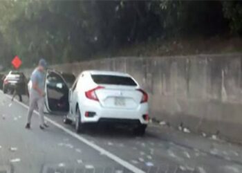Cash truck spill prompts California freeway frenzy | The Guardian Nigeria News