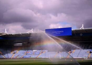 Premier League live news and latest scores from today’s fixtures, plus European football and FPL updates