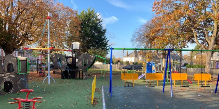 South London 5G mast next to kid’s playground and school slapped down over local ‘anxiety’