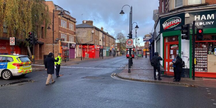 Wealdstone stabbing: Man, 21, fighting for life as boys, 14 and 16, arrested after triple stabbing Wealdstone stabbing: Man, 21, fighting for life as boys, 14 and 16, arrested after triple stabbing