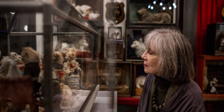 Anne Rice, Who Spun Gothic Tales of Vampires, Dies at 80