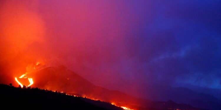 La Palma volcano, live updates today: eruption, tsunami warning and latest news | Canary Islands La Palma volcano, live updates today: eruption, tsunami warning and latest news | Canary Islands