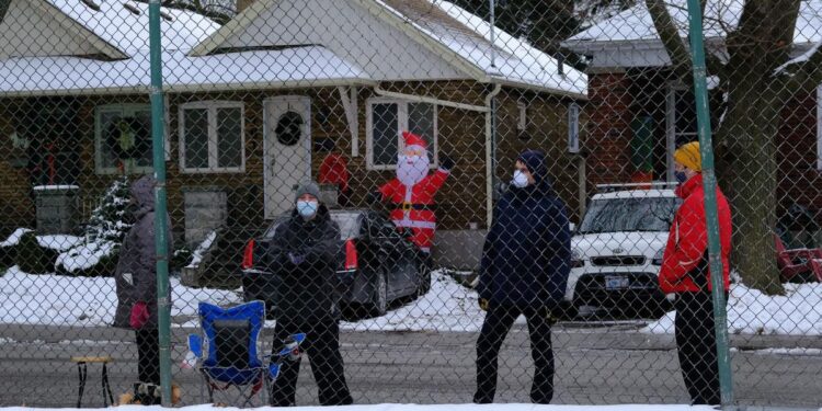 Today’s coronavirus news: B.C. records highest-ever daily case count; Quebec to limit private gatherings to six people as of Boxing Day