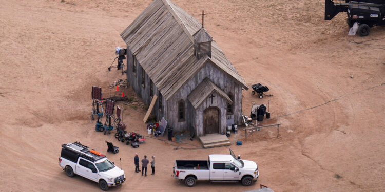 Shooting Investigators Get Search Warrant for Alec Baldwin’s Phone Shooting Investigators Get Search Warrant for Alec Baldwin’s Phone