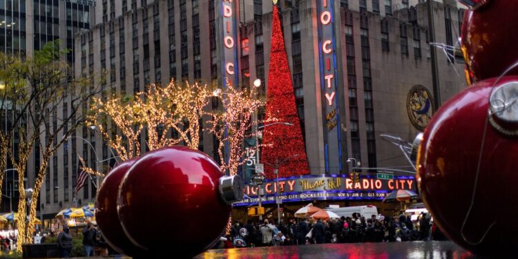 Radio City Music Hall Cancels Its Remaining Rockettes Christmas Shows