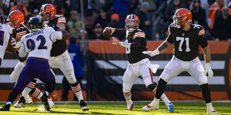 N.F.L. and Other Sports Schedules in Flux Amid New Covid Surge