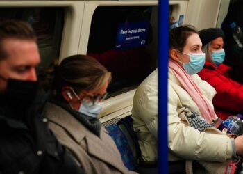 One in three Covid cases in London are Omicron as ‘inevitable’ wave sweeps city