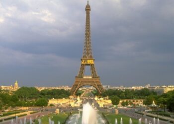 Heathrow and Gatwick: Latest travel advice for France, Germany, Morocco and other big holiday destinations that have banned Brits due to Covid