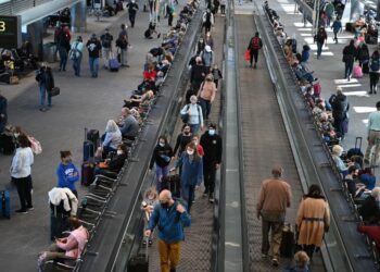 New US travel rules for Omicron: What you need to know