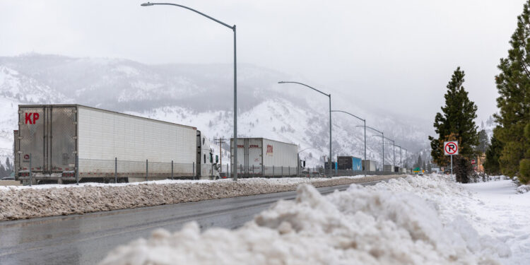 Travel Delays Are Expected After Record Snow Tapers in Western U.S. Travel Delays Are Expected After Record Snow Tapers in Western U.S.