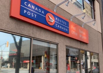 Canada Post contends with pandemic busy season challenges