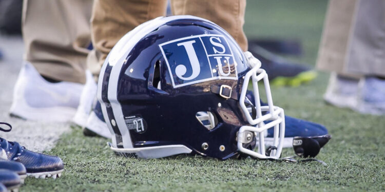 Travis Hunter’s decision overjoys HOFers Travis Hunter’s decision overjoys HOFers