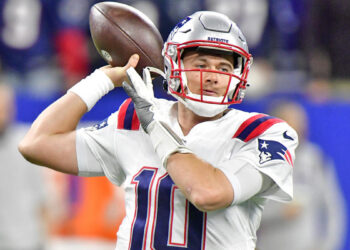Patriots vs. Bills how to watch: TV, live streaming, odds, keys, pick with AFC East up for grabs