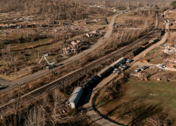 Scenes From the Aftermath of the Deadly Tornadoes