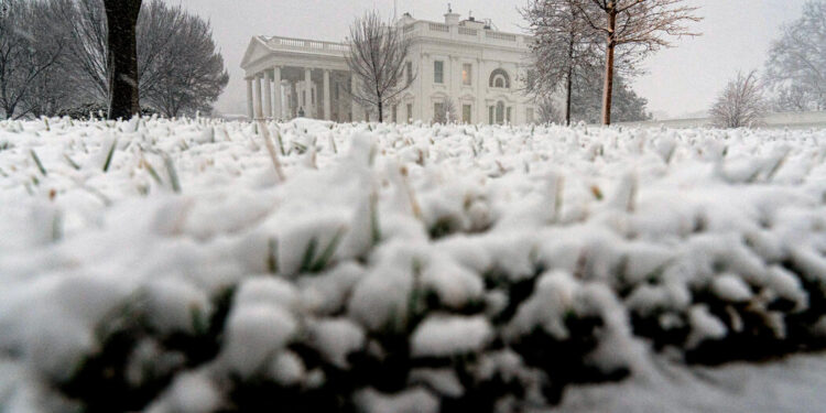 Winter Storm Hits the D.C. Area and Knocks Out Power Across Southeast