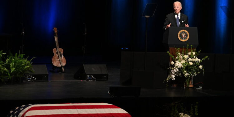 Harry Reid’s Memorial Draws Tributes From Biden and Obama Harry Reid’s Memorial Draws Tributes From Biden and Obama