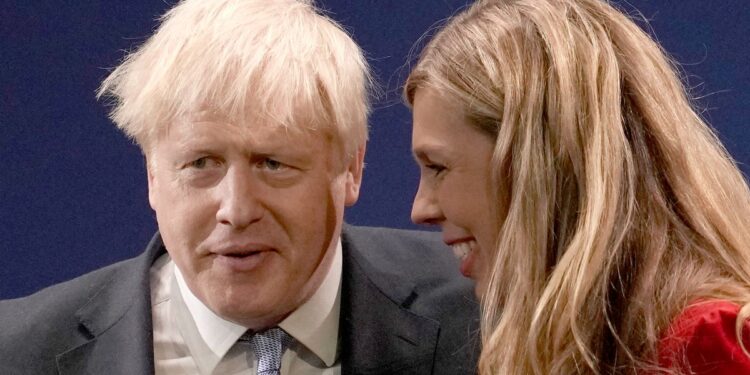 Sue Gray reveals ‘gathering’ in Boris Johnson and wife Carrie’s Downing Street flat being investigated by police Sue Gray reveals ‘gathering’ in Boris Johnson and wife Carrie’s Downing Street flat being investigated by police