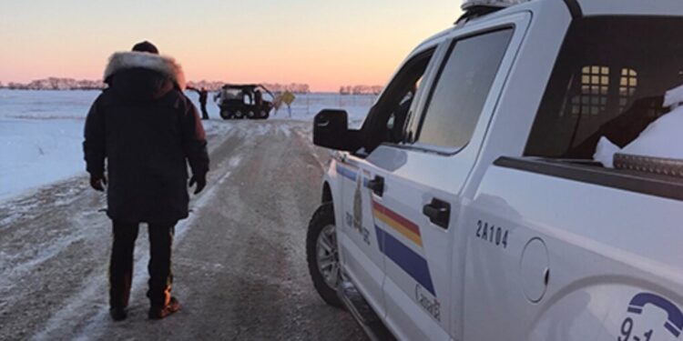 4 Dead in Brutal Cold at U.S. Border Are Believed to Be Human Smuggling Victims 4 Dead in Brutal Cold at U.S. Border Are Believed to Be Human Smuggling Victims