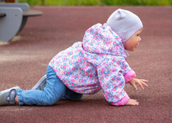 Cash Aid to Poor Mothers Increases Brain Activity in Babies, Study Finds