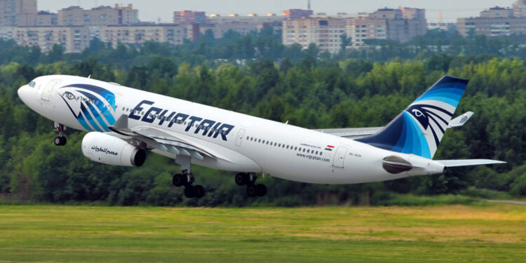 Egypt launches Africa’s first environmentally friendly flight from Cairo to Paris Egypt launches Africa’s first environmentally friendly flight from Cairo to Paris
