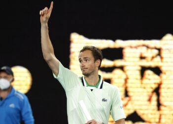 The Day – Medvedev withstands Kyrgios, crowd to advance in Australia
