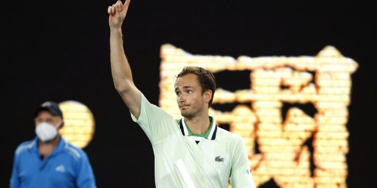The Day – Medvedev withstands Kyrgios, crowd to advance in Australia