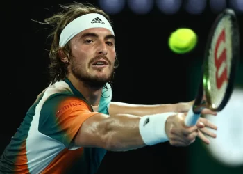 Stefanos Tsitsipas in ‘the zone’ as he prepares for Australian Open semifinal against Daniil Medvedev