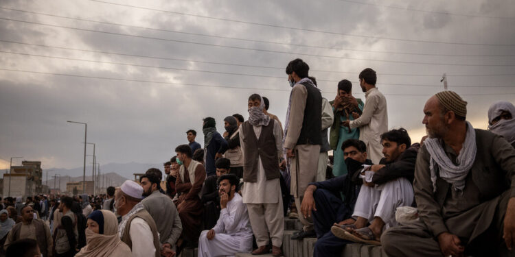 C.I.A.-Backed Afghan Fighters Are Still Waiting to Reach U.S. C.I.A.-Backed Afghan Fighters Are Still Waiting to Reach U.S.