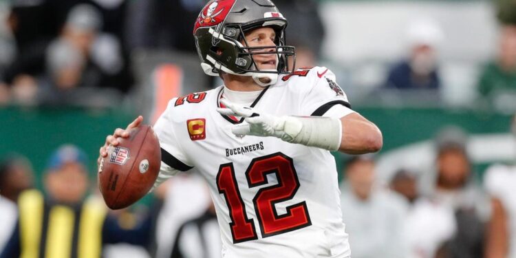 Buccaneers vs. Eagles odds, line: 2022 NFL playoff picks, Wild Card prediction from model on 136-97 roll Buccaneers vs. Eagles odds, line: 2022 NFL playoff picks, Wild Card prediction from model on 136-97 roll