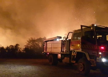 Residents on edge, homes feared lost as bushfire ravages WA’s south coast