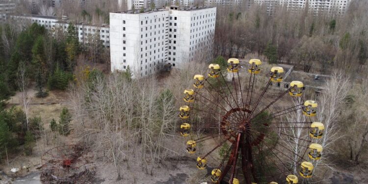 Russia-Ukraine conflict live updates: Ukraine’s President warns of ‘new iron curtain’ and says troops fighting to protect Chernobyl Russia-Ukraine conflict live updates: Ukraine’s President warns of ‘new iron curtain’ and says troops fighting to protect Chernobyl