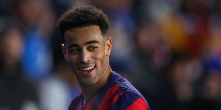 Adams, Richards out of U.S. match vs. Honduras – Ghana Latest Football News, Live Scores, Results Adams, Richards out of U.S. match vs. Honduras – Ghana Latest Football News, Live Scores, Results