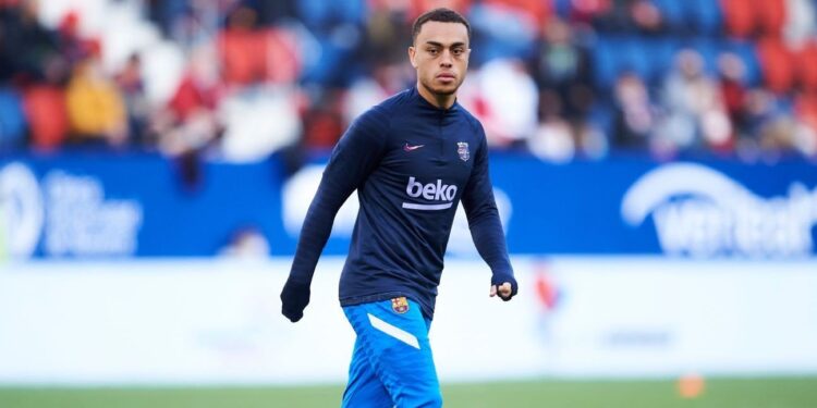 Transfer Talk: Barcelona’s Dest wanted by Roma amid struggles under Xavi – Ghana Latest Football News, Live Scores, Results