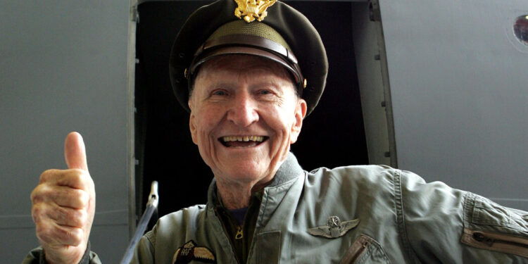Gail Halvorsen, ‘Candy Bomber’ in Berlin Airlift, Dies at 101 Gail Halvorsen, ‘Candy Bomber’ in Berlin Airlift, Dies at 101